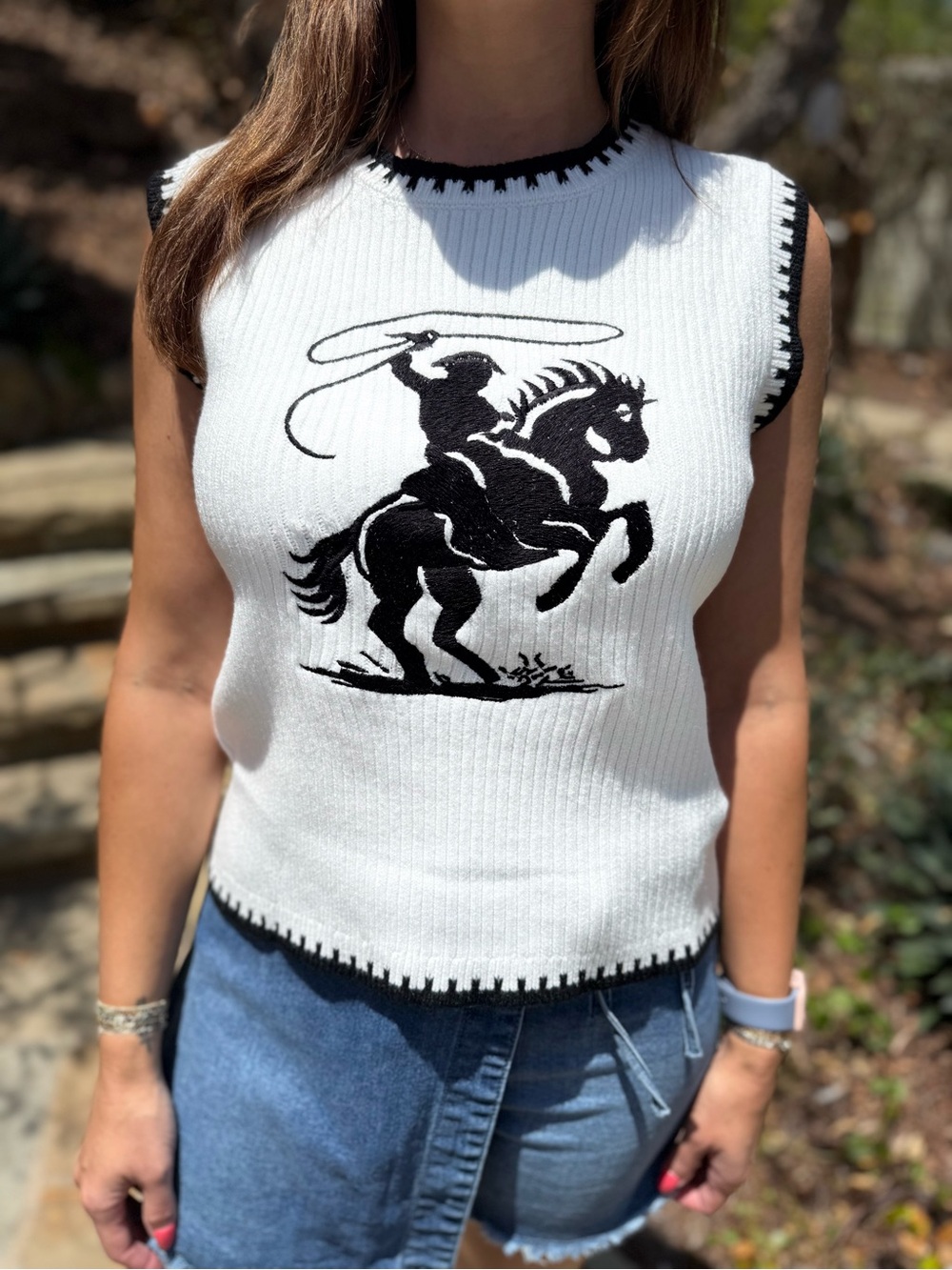 Sleeveless White Knit Western Horse Embroidered  Tank